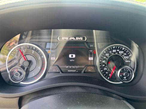 Used 2022 RAM 2500 Laramie w/ Night Edition AWD/4WD image 18