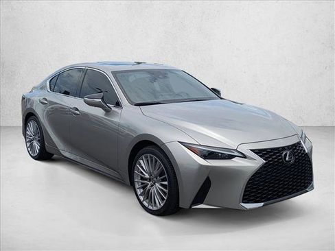 Used 2023 Lexus IS 300 AWD w/ Premium Package image 3