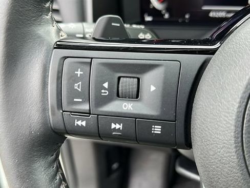Certified 2023 Nissan Rogue Platinum w/ Platinum Premium Package AWD/4WD image 13