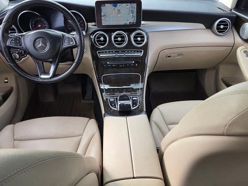 Used 2017 Mercedes-Benz GLC 300 4MATIC image 14