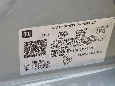 Used 2025 GMC Sierra 2500 AT4 w/ AT4 Premium Plus Package AWD/4WD image 15