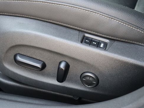 Used 2018 Buick Regal Essence w/ Driver Confidence Package #1 image 33