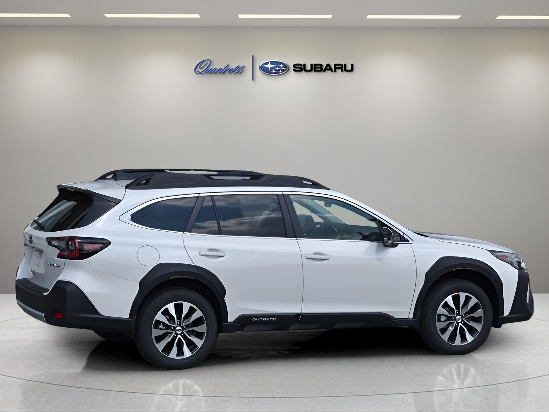 Used 2025 Subaru Outback Limited w/ Popular Package #2 AWD/4WD image 3