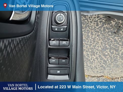 Used 2021 Subaru Outback Premium AWD/4WD image 11