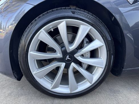 Used 2018 Tesla Model 3 Long Range AWD/4WD image 21