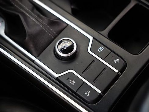 Used 2021 Kia Sorento S w/ Panoramic Sunroof Package FWD image 39