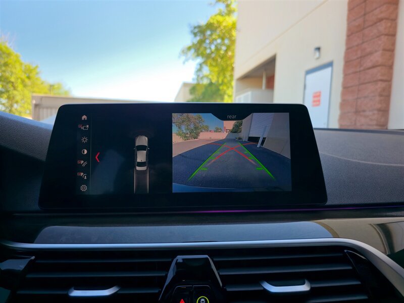 Used 2019 BMW 540i w/ Convenience Package RWD image 20