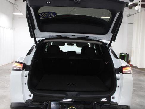 Used 2025 Nissan Murano Platinum w/ Cargo Package AWD/4WD image 34