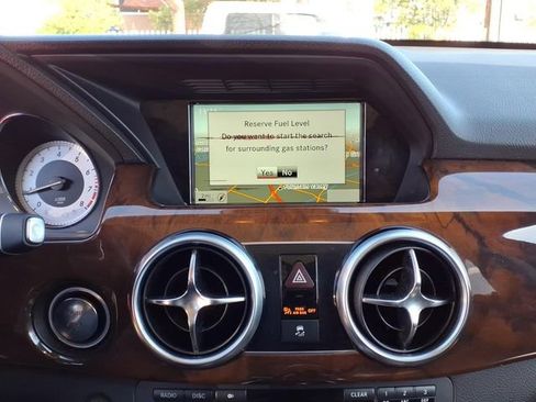 Used 2014 Mercedes-Benz GLK 350 4MATIC image 19