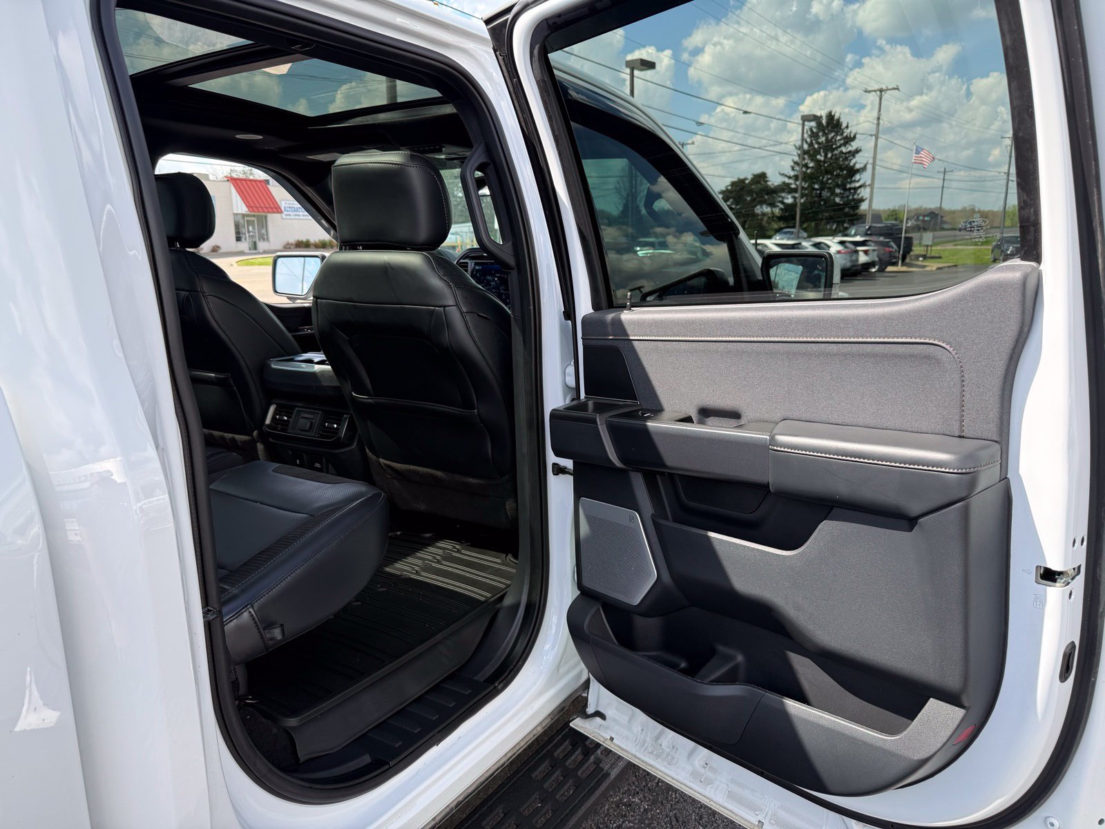 Used 2023 Ford F150 Raptor AWD/4WD image 54