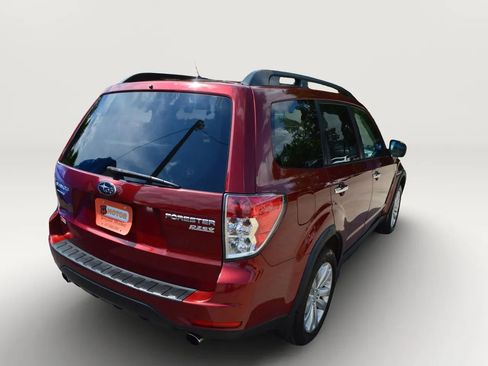 Used 2011 Subaru Forester 2.5X Premium w/ Utility Pkg AWD/4WD image 8