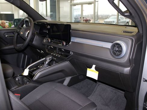 New 2026 Chevrolet Colorado LT image 25