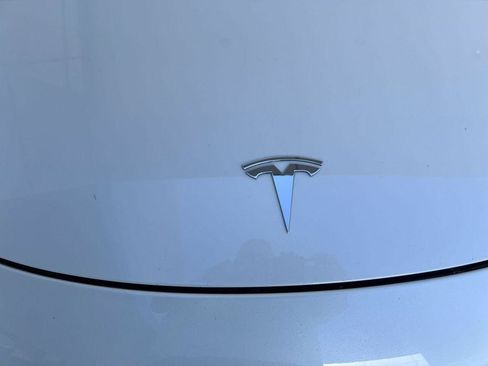 Used 2020 Tesla Model 3 Long Range AWD/4WD image 32