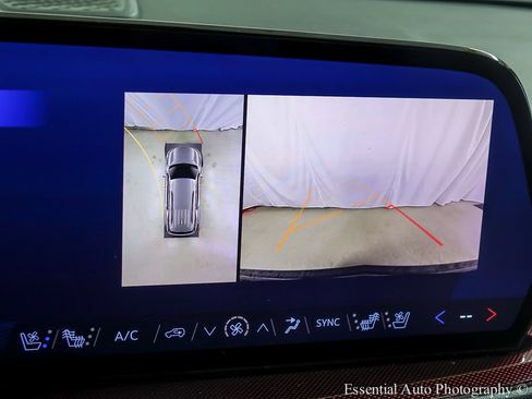 Used 2024 Chevrolet Traverse RS w/ LPO, Floor Liner Package AWD/4WD image 19