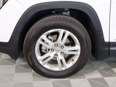 Used 2022 GMC Terrain SLE AWD/4WD image 16