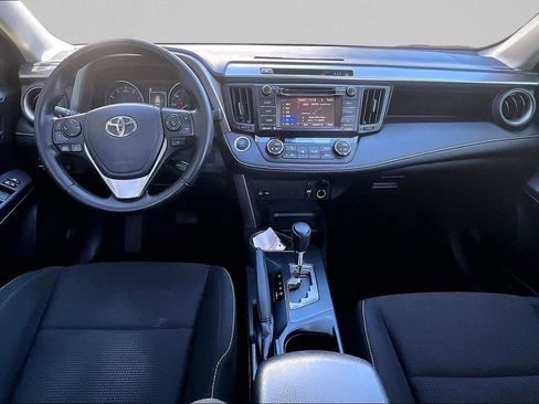 Certified 2018 Toyota RAV4 XLE FWD image 8