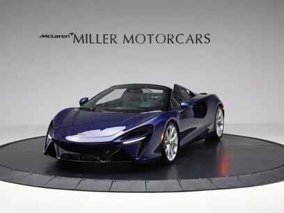 New 2025 McLaren Artura Spider