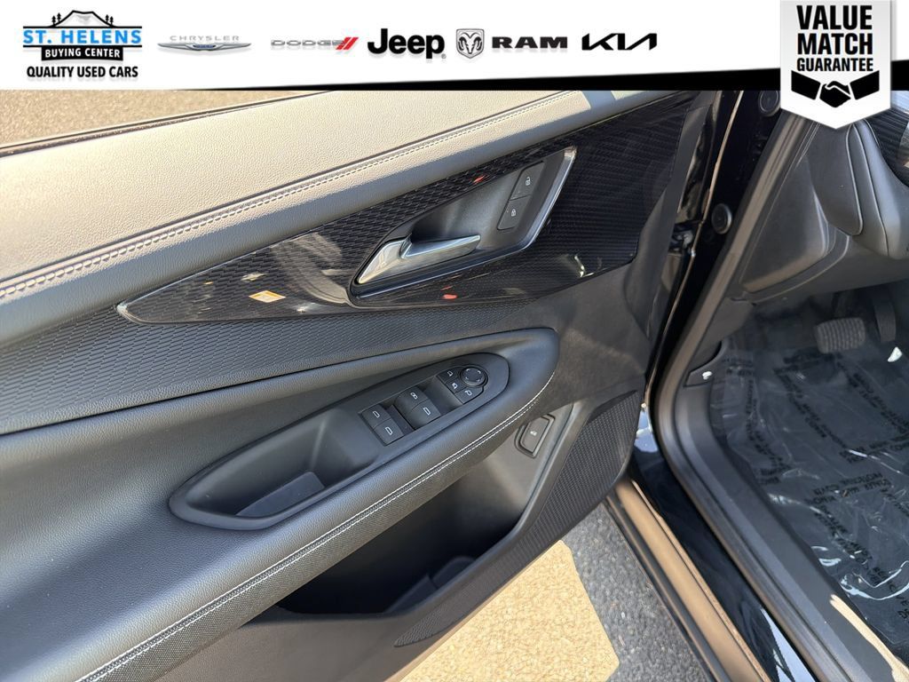 Used 2024 Chevrolet Blazer EV LT AWD/4WD image 17