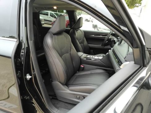 Used 2025 INFINITI QX60 Pure FWD image 24
