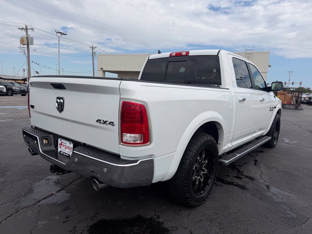Used 2015 RAM 1500 Laramie w/ Convenience Group AWD/4WD image 3