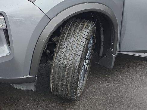 Used 2023 Nissan Rogue SV w/ SV Premium B Package image 32