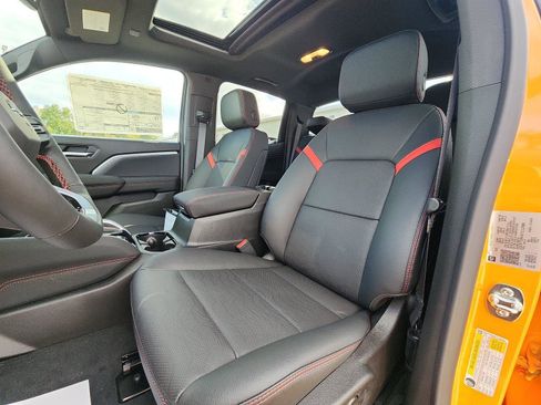 New 2026 Chevrolet Colorado Z71 w/ Technology Package AWD/4WD image 21