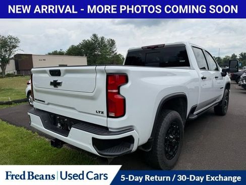 Used 2024 Chevrolet Silverado 2500 LTZ w/ LTZ Plus Package AWD/4WD image 16