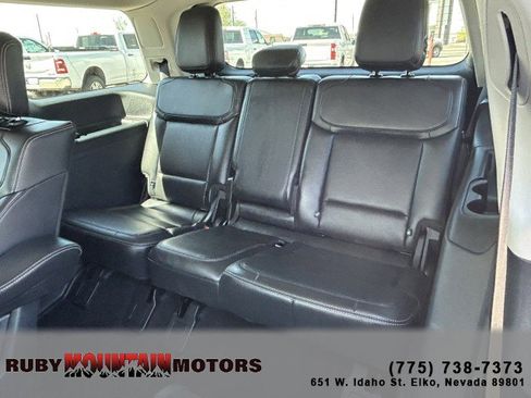 Used 2025 Ford Expedition Platinum AWD/4WD image 24