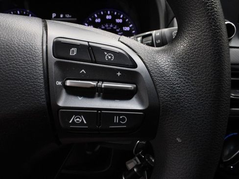 Used 2022 Hyundai Kona SE FWD image 27