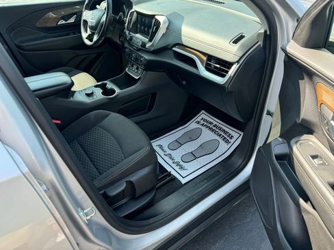 Used 2018 GMC Terrain SLE w/ Driver Convenience Package image 11