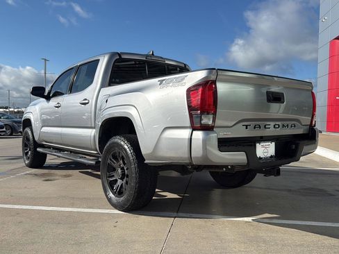 Used 2021 Toyota Tacoma SR w/ SR Convenience Package RWD image 8