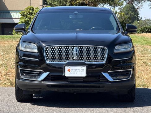 Used 2019 Lincoln Nautilus Reserve AWD/4WD image 8