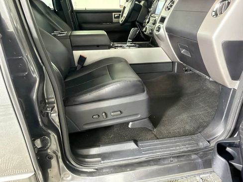 Used 2017 Ford Expedition Limited w/ Equipment Group 301A image 15