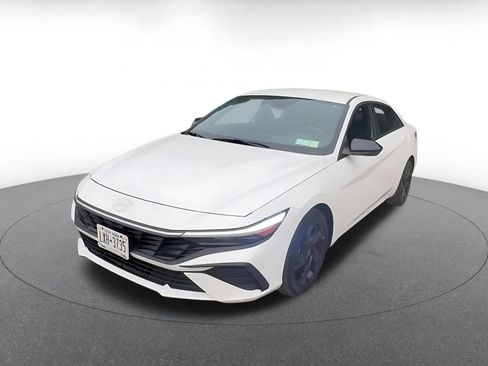 Used 2026 Hyundai Elantra Sport FWD image 6