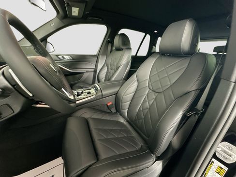 New 2026 BMW X5 sDrive40i image 21