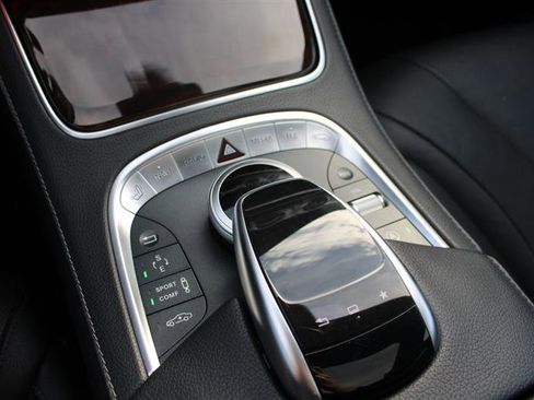 Used 2015 Mercedes-Benz S 550 4MATIC Sedan image 26