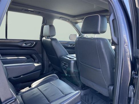 Used 2023 Chevrolet Tahoe Premier AWD/4WD image 20