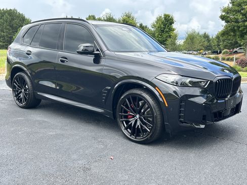 Used 2026 BMW X5 xDrive40i w/ M Sport Package AWD/4WD image 2