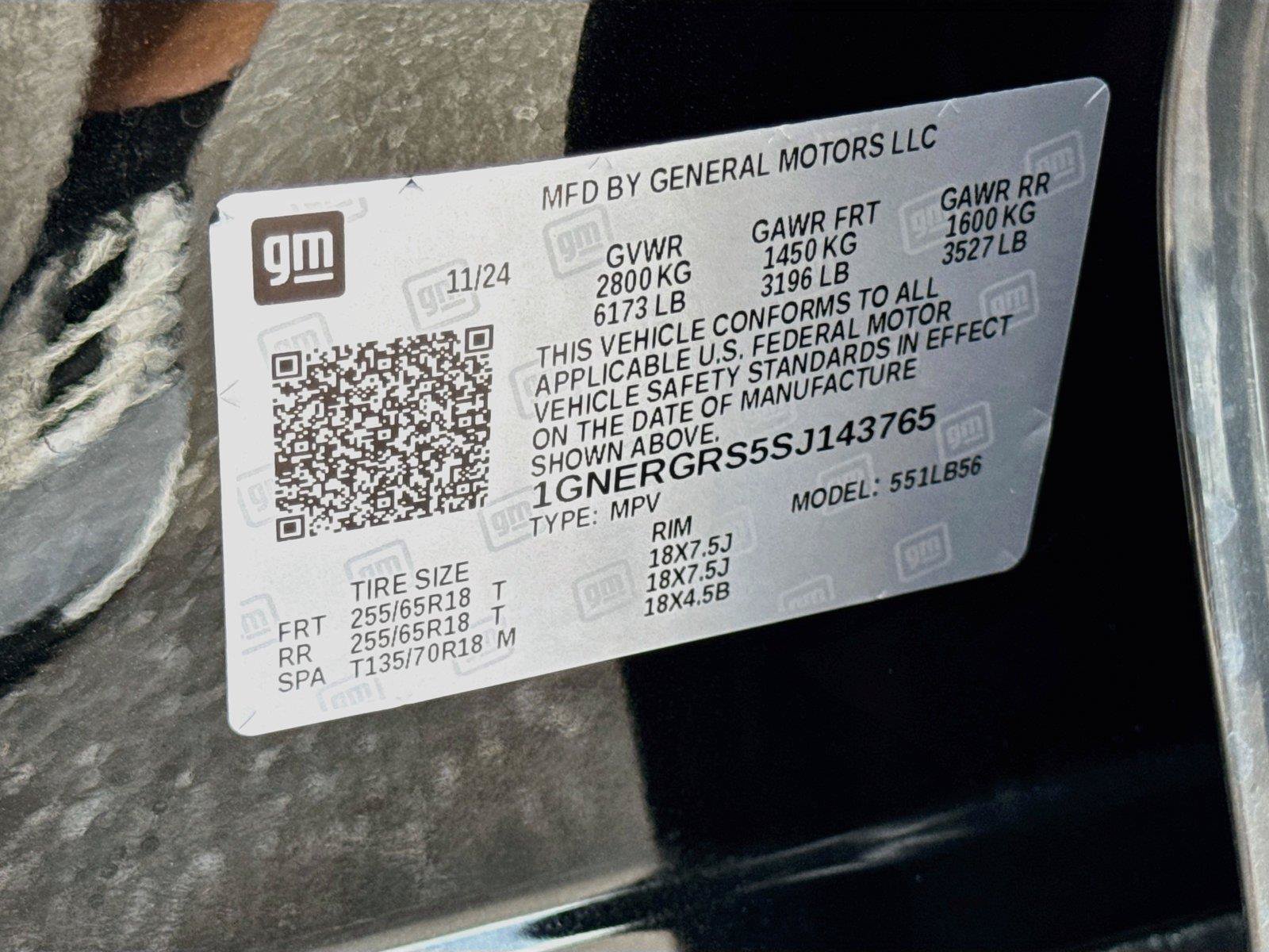 Used 2025 Chevrolet Traverse LT FWD image 35