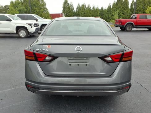 Used 2020 Nissan Altima 2.5 S FWD image 4