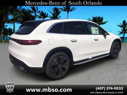Used 2023 Mercedes-Benz EQS 450+ SUV image 2