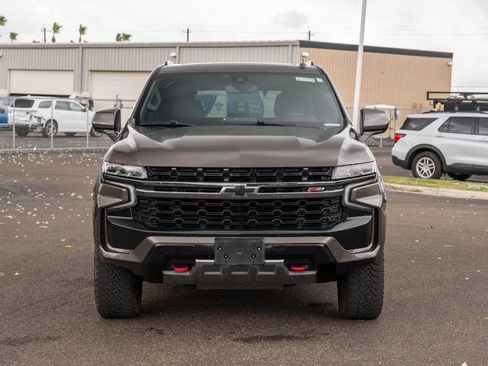 Used 2021 Chevrolet Tahoe Z71 image 2