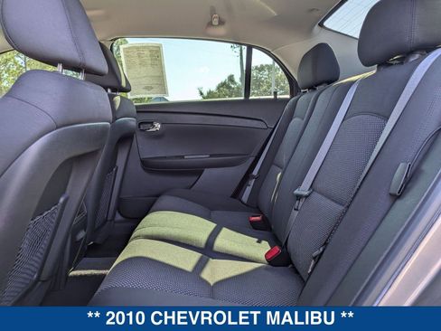 Used 2010 Chevrolet Malibu LT w/ Power Convenience Package image 13