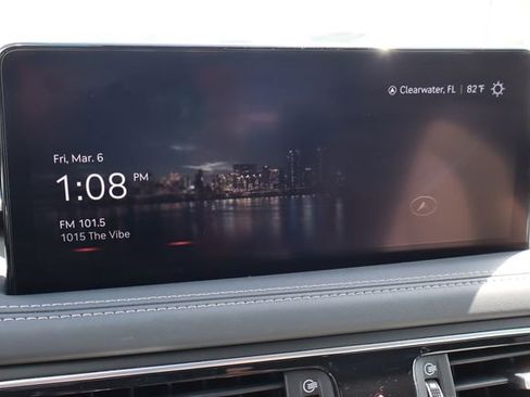 Used 2023 Genesis G70 2.0T image 37