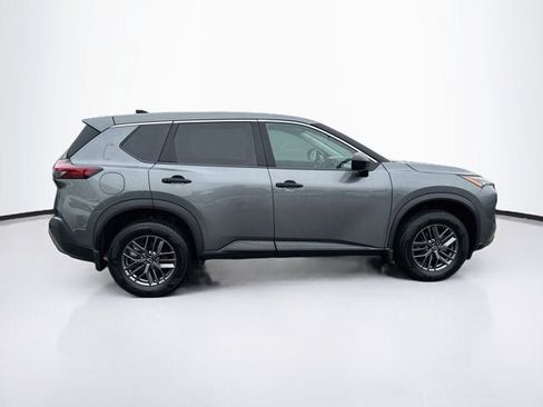 Used 2023 Nissan Rogue S AWD/4WD image 4