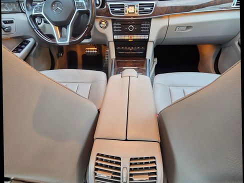 Used 2016 Mercedes-Benz E 350 Sedan image 26