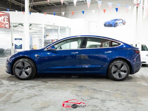 Used 2019 Tesla Model 3 Long Range image 4