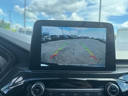 Certified 2025 Ford Escape ST-Line Select AWD/4WD image 23