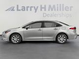 Used 2022 Toyota Corolla LE image 3