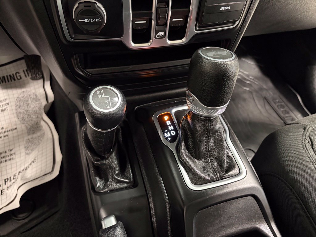 Used 2020 Jeep Wrangler Unlimited Sport AWD/4WD image 18